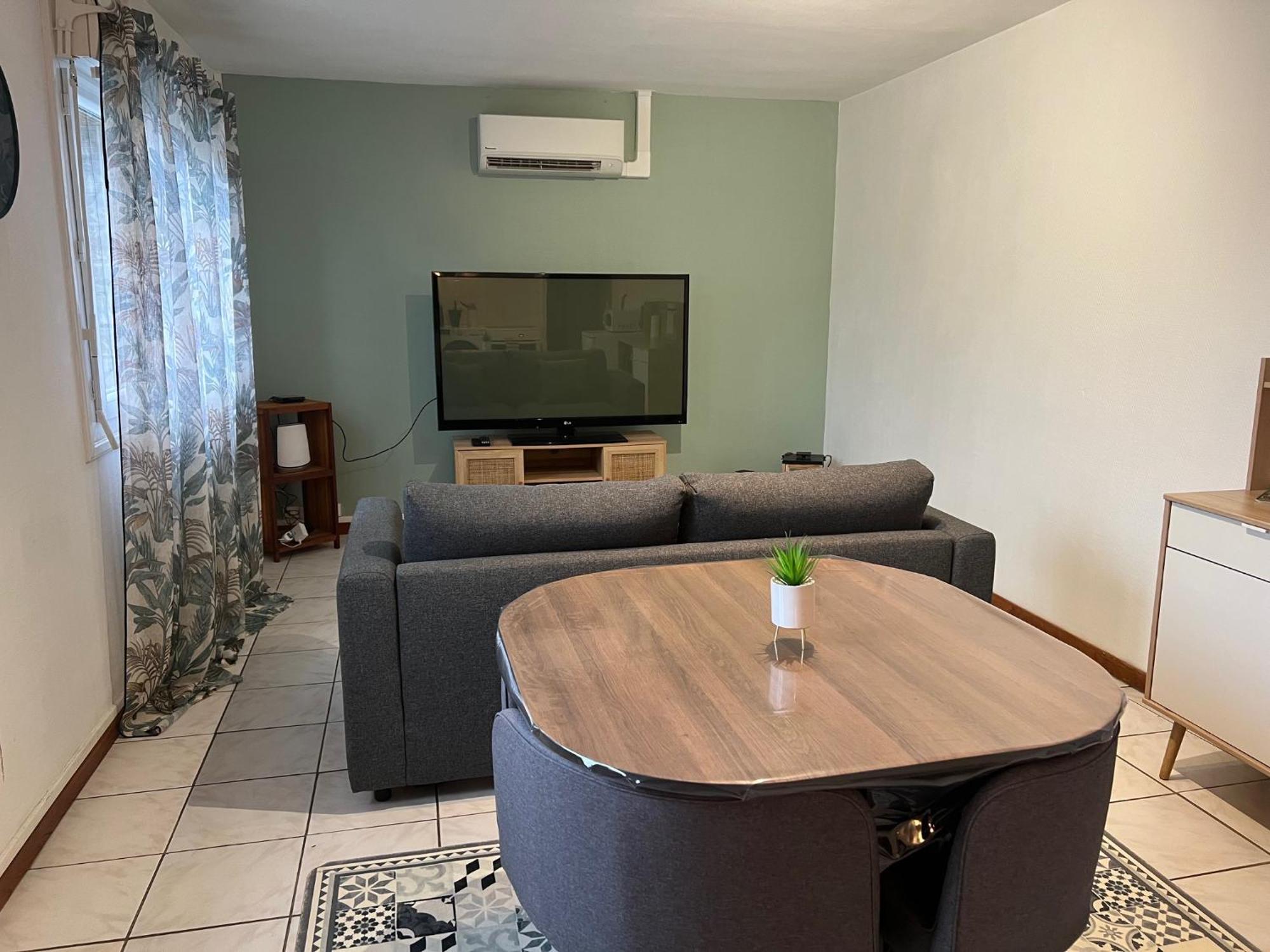 Appartement T2 Cosy Saint-Éloy-les-Mines Exteriör bild